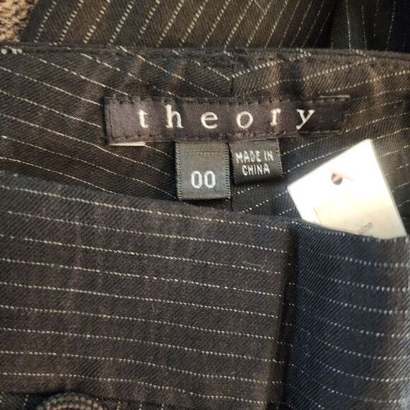 NWT Theory Caren pinstriped pants 00 - Picture 4 of 5